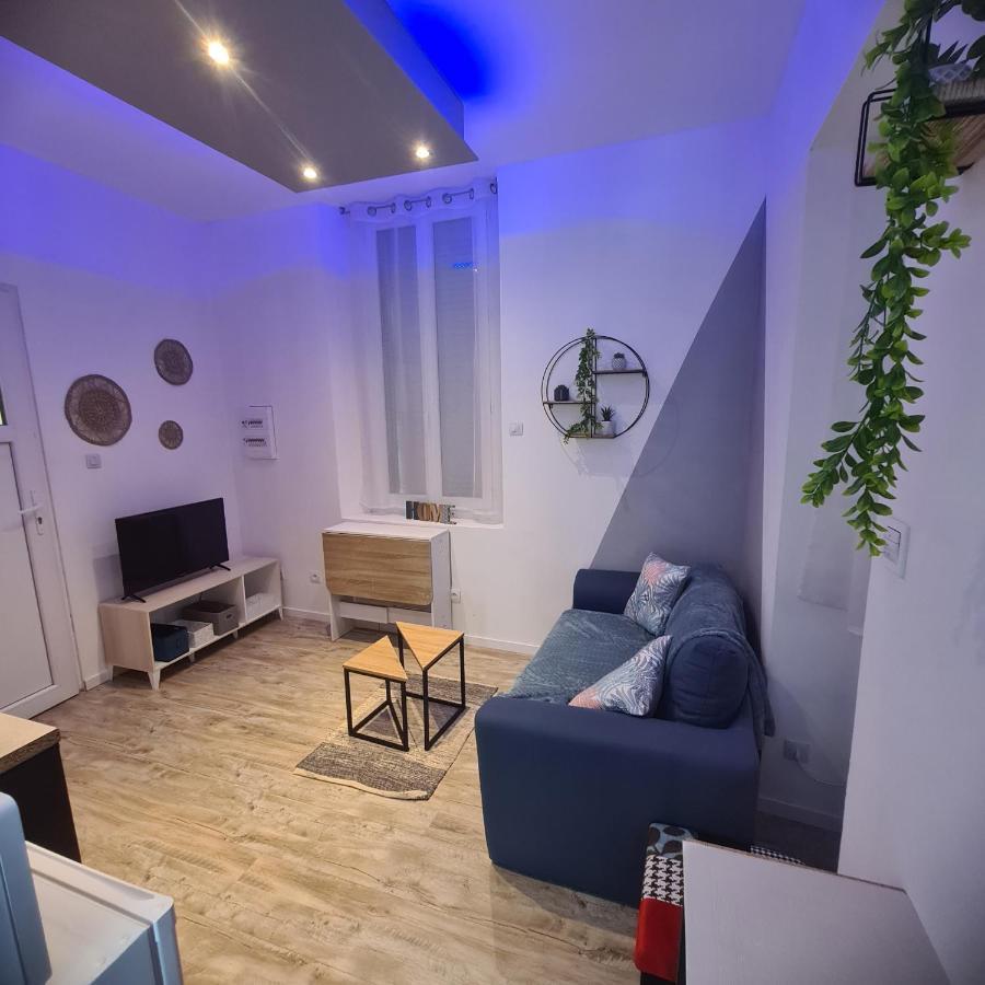 Tres Joli 2 Pieces, Centre-ville Apartment Tuchan